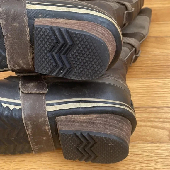 SOREL Conquest Carly Boots Sorel  sz 6 lace up great pre owned condition - Picture 3 of 8